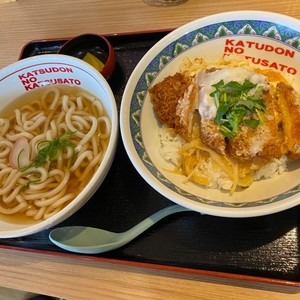 納得の行く美容室探しはとても難しい💦のアイキャッチ画像