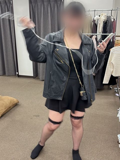 るな(アパレル)さん