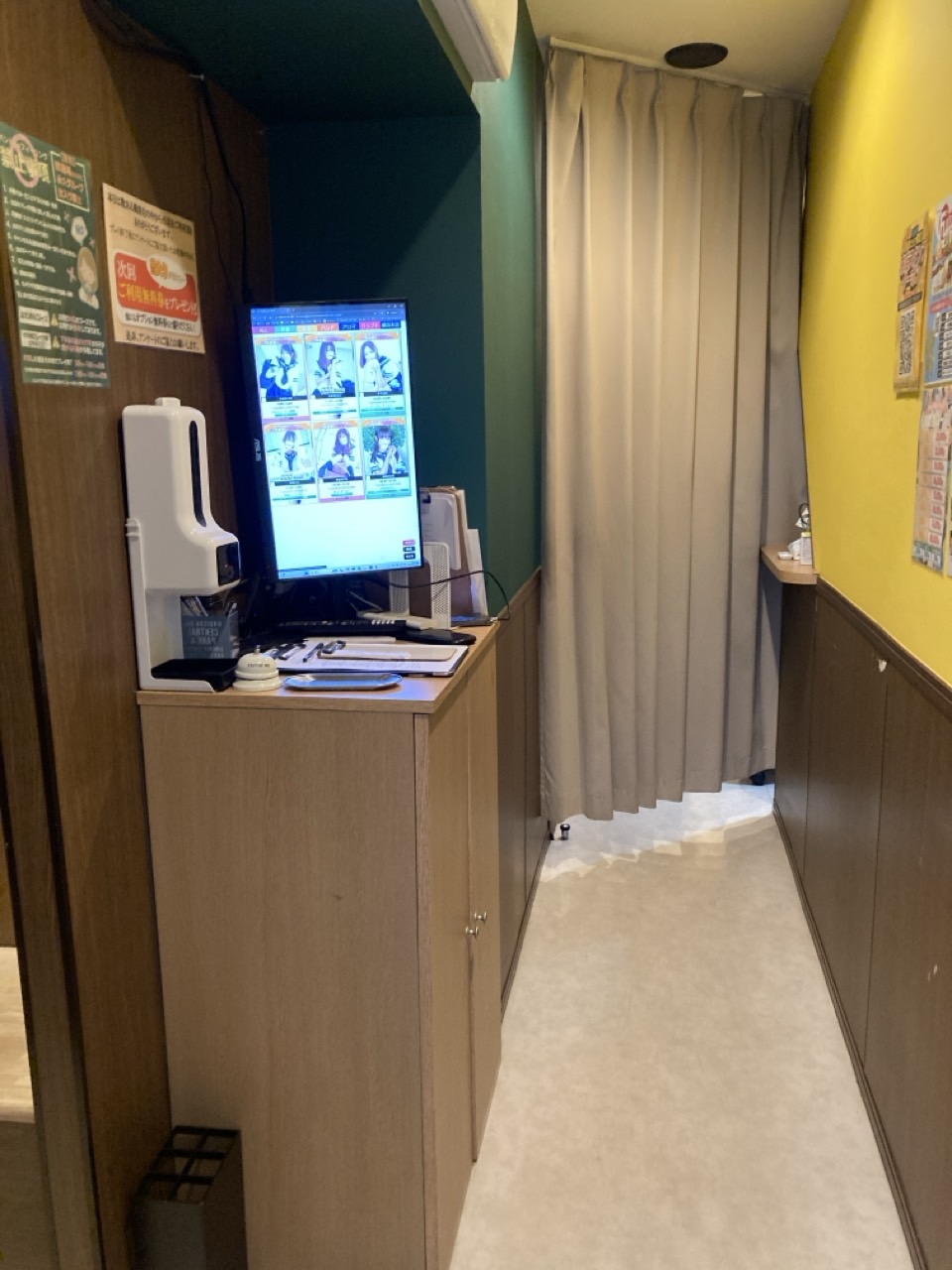 ﾊﾝﾄﾞdeﾌｨｰﾘﾝｸﾞin横浜（FG系列）の店内・待機室画像4