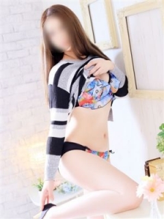 璃里（りり）さん