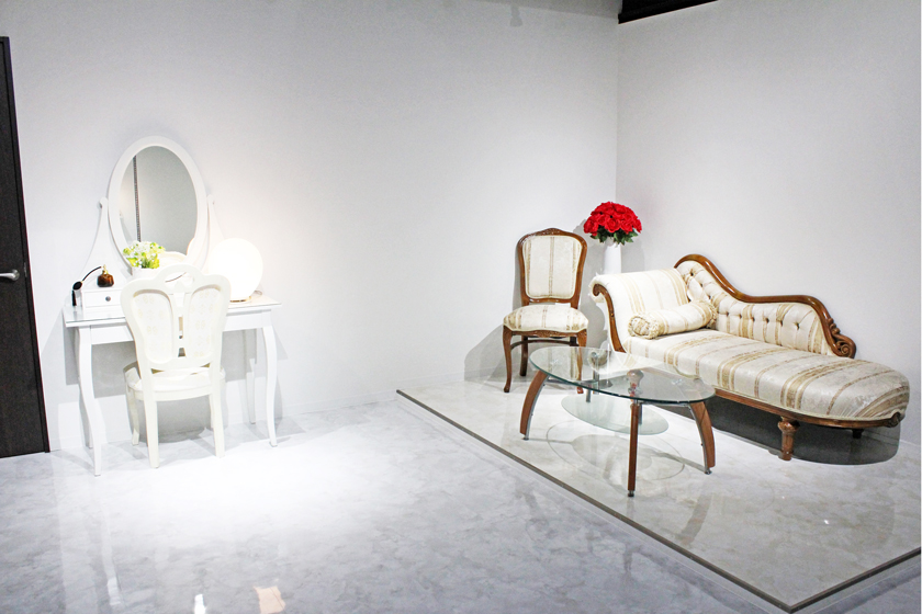 人妻セレブ宮殿の店内・待機室画像1