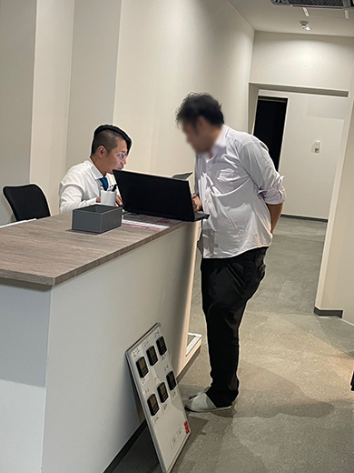 &LOVEの店内・待機室画像1