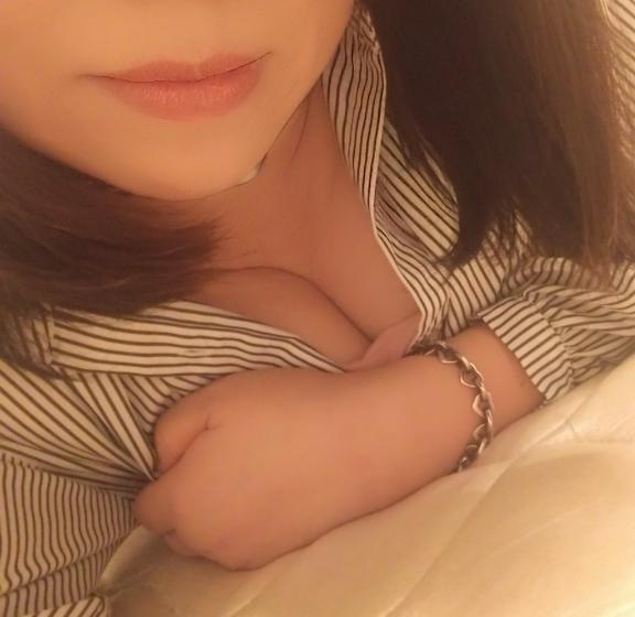 まりなさん
