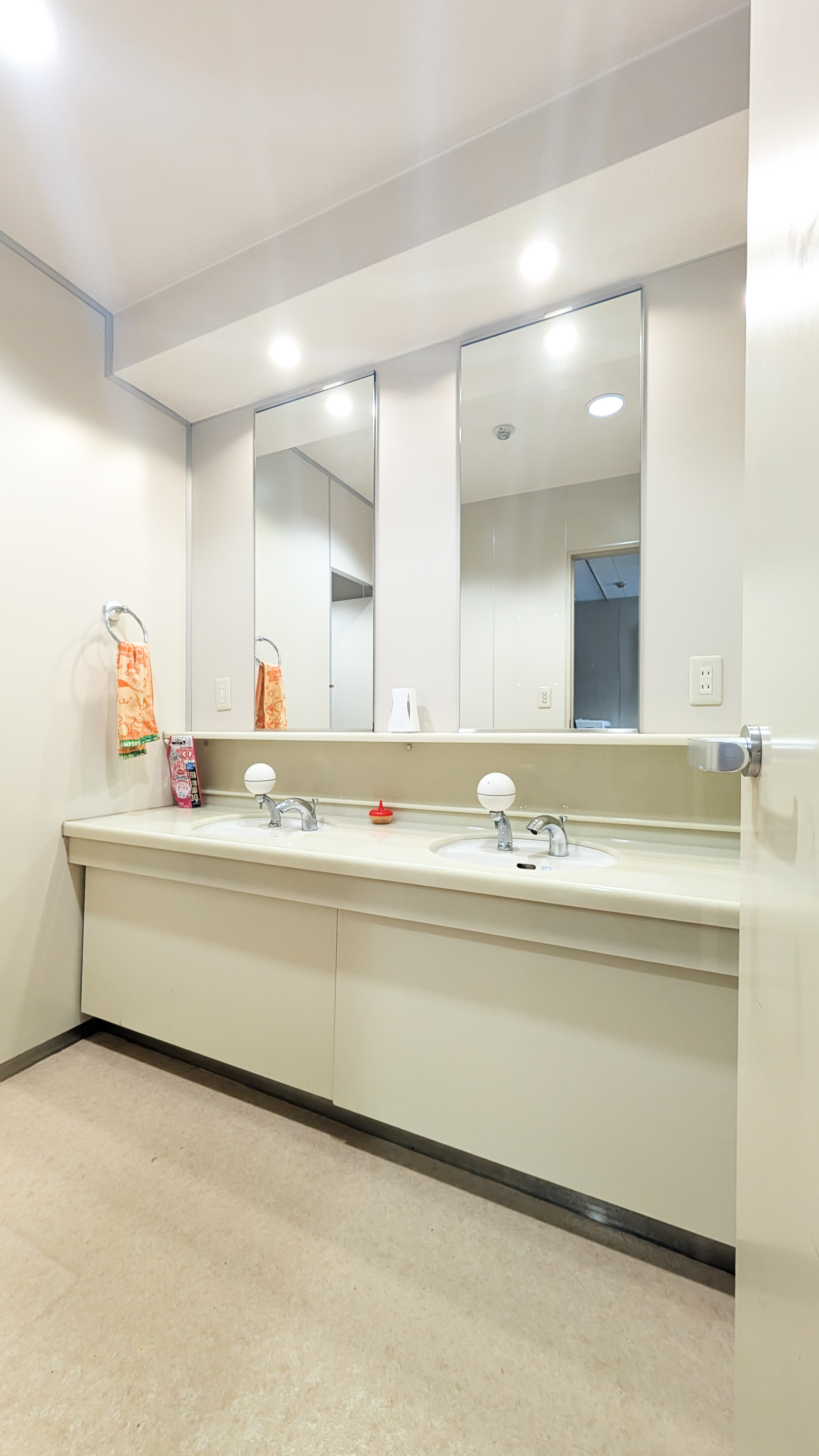 川越人妻花壇（モアグループ）の店内・待機室画像5