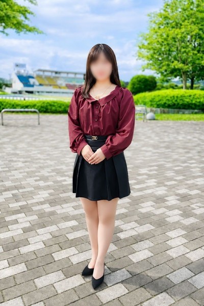 山岸まりなさん