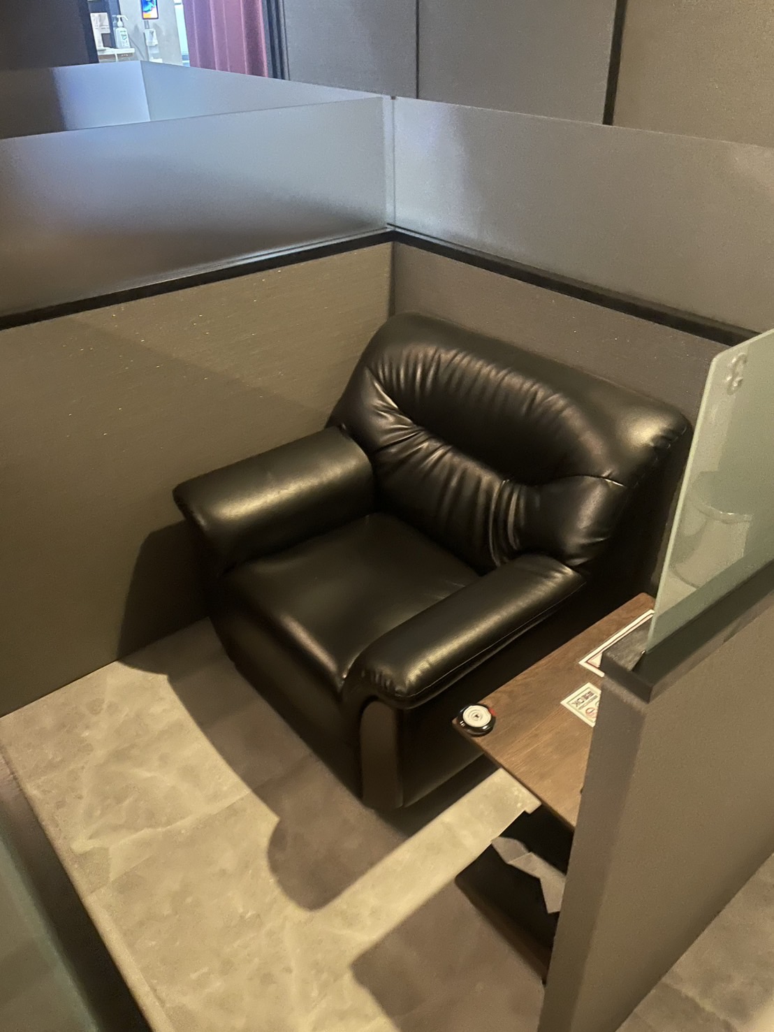 皇帝別館の店内・待機室画像3