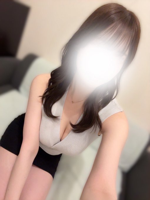 葵つきのさん