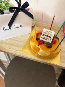 happybirthdayのアイキャッチ画像