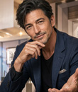 ENTERTAINMENT SOAP LOVE VEGASの面接官