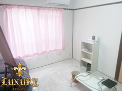 LUXURY～ラグジュアリー～の寮・宿泊施設画像1
