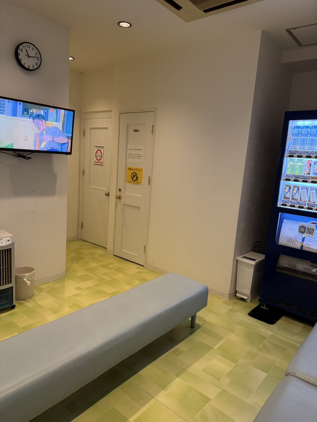 マダム美林札幌店(マダムビリン)の店内・待機室画像1