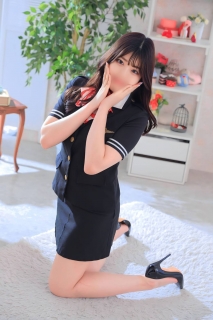 ゆいなさん