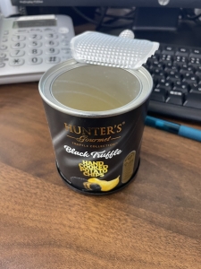 🎁 スタッフから謎の高級プレゼントのアイキャッチ画像