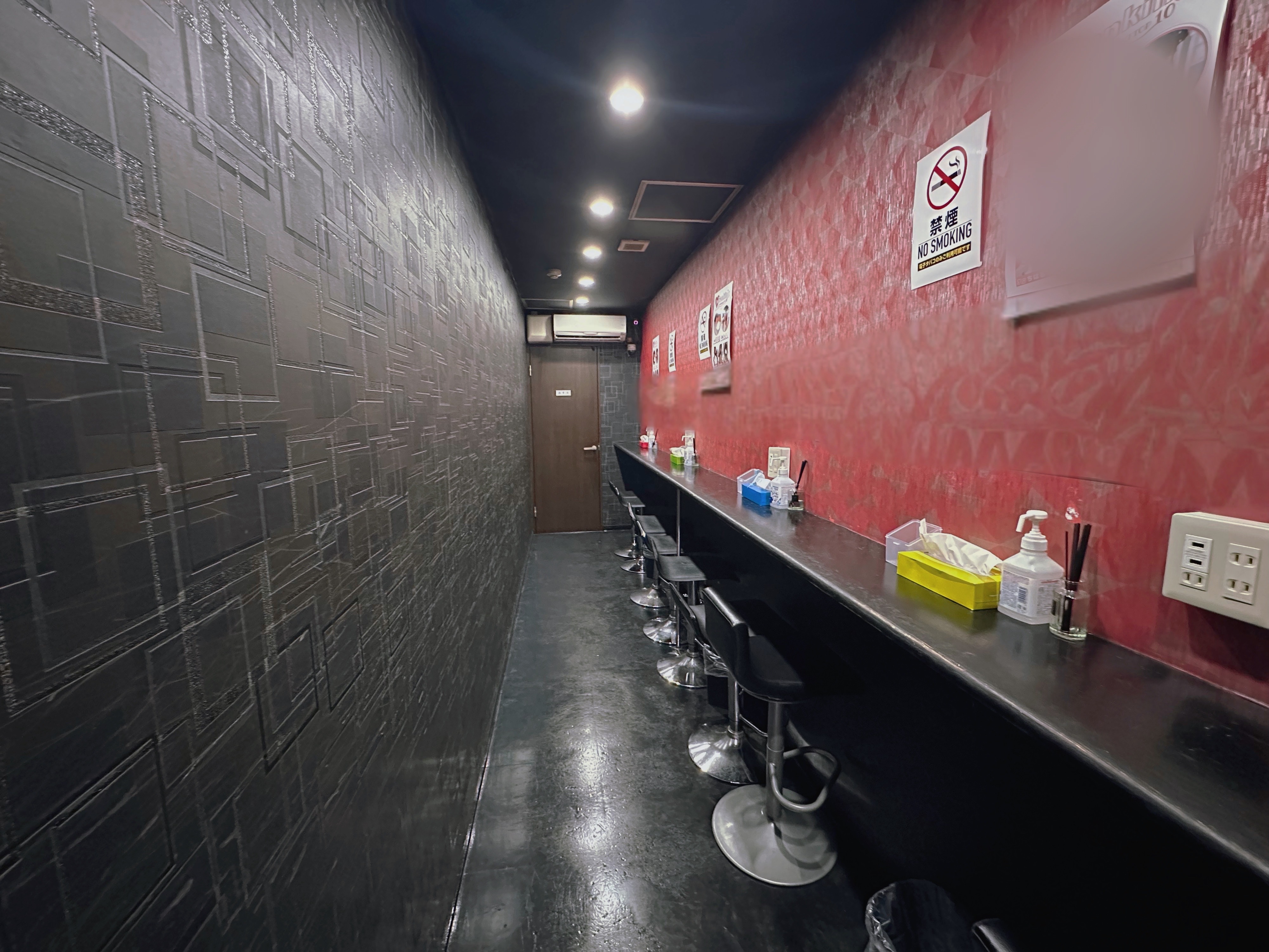 エコ 日本橋店の店内・待機室画像6