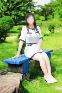 川口莉子（54歳/コンパニオン）