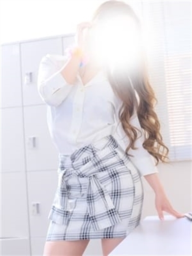 愛咲れみさん