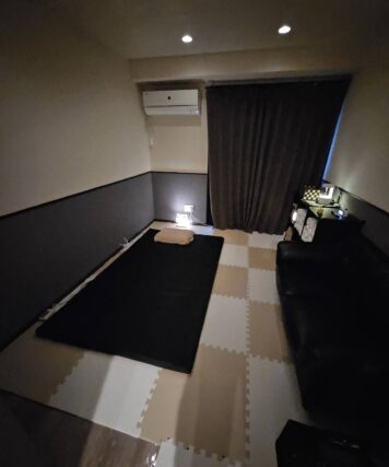 ONLY(オンリー)の店内・待機室画像1