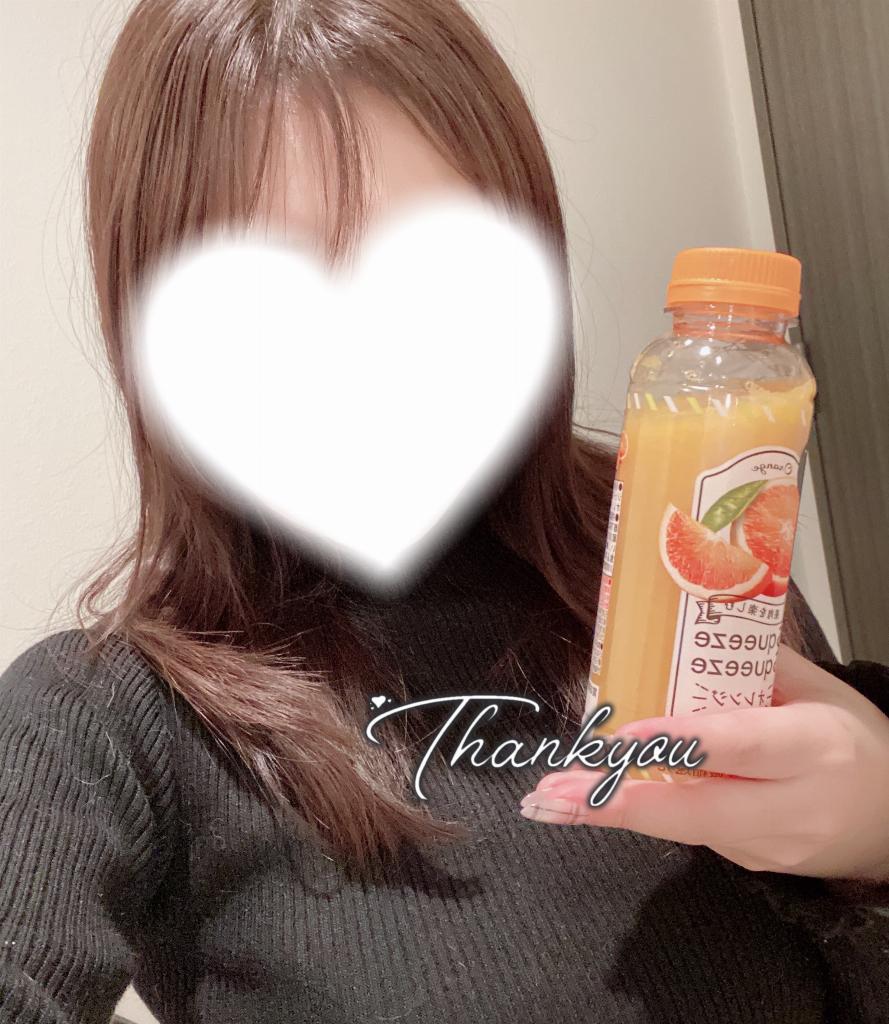 朝比奈るなさん