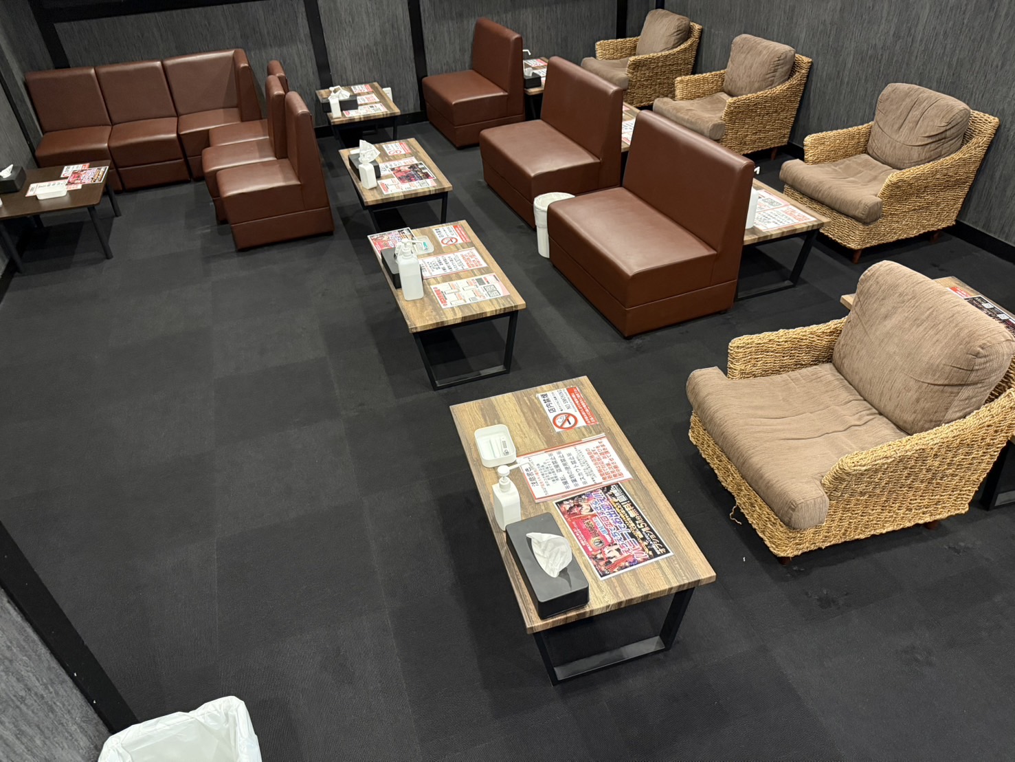 CLUB（クラブ）バニーの店内・待機室画像3
