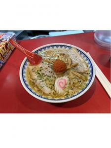 スタッフ紹介も兼ねて！龍上海トークしてみます🍜のアイキャッチ画像