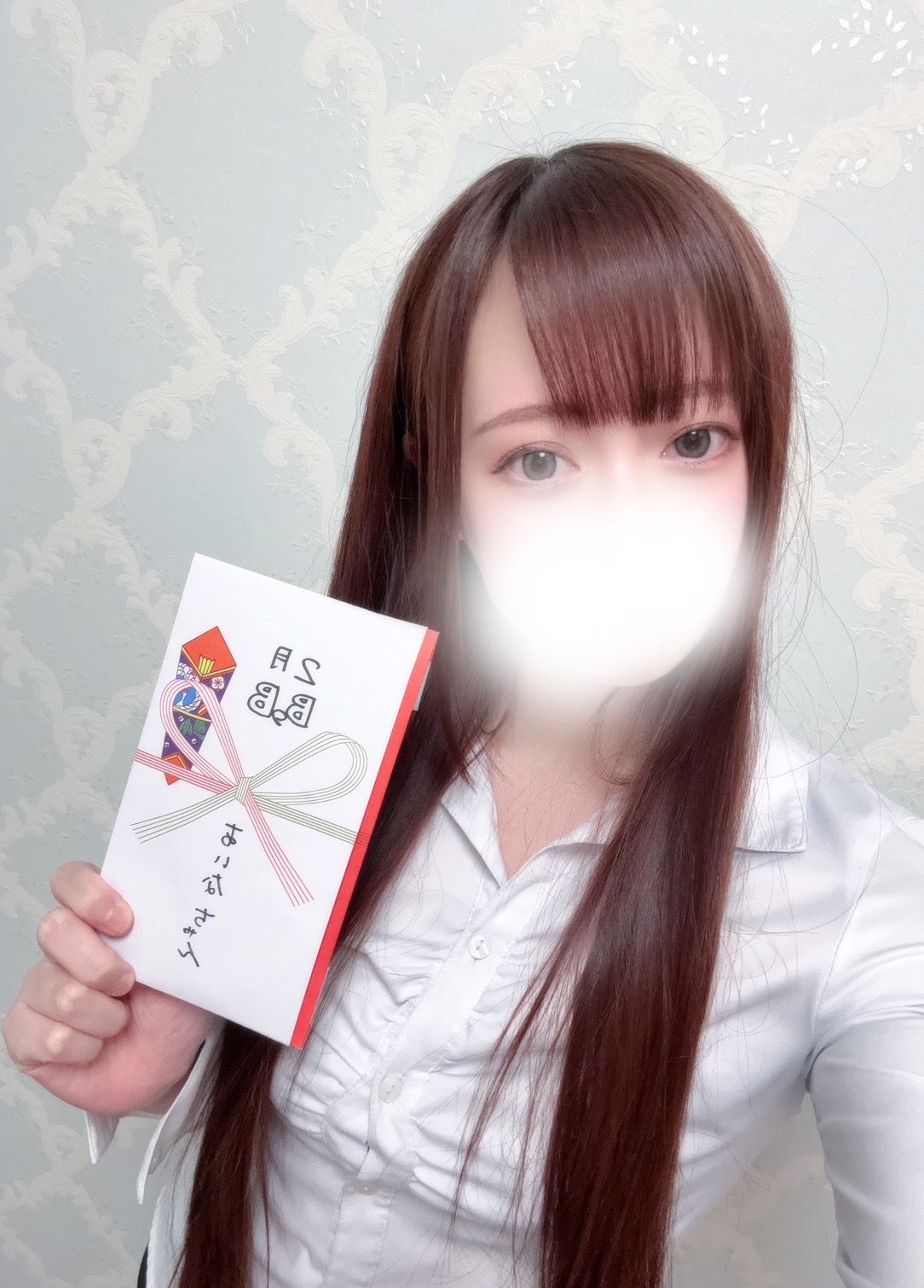 あいなさん