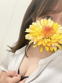 夏目りささん
