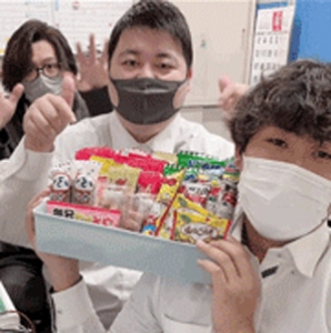 【出稼ぎ大歓迎】短期集中でがっつり高収入！のアイキャッチ画像