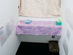 超綺麗な個室待機