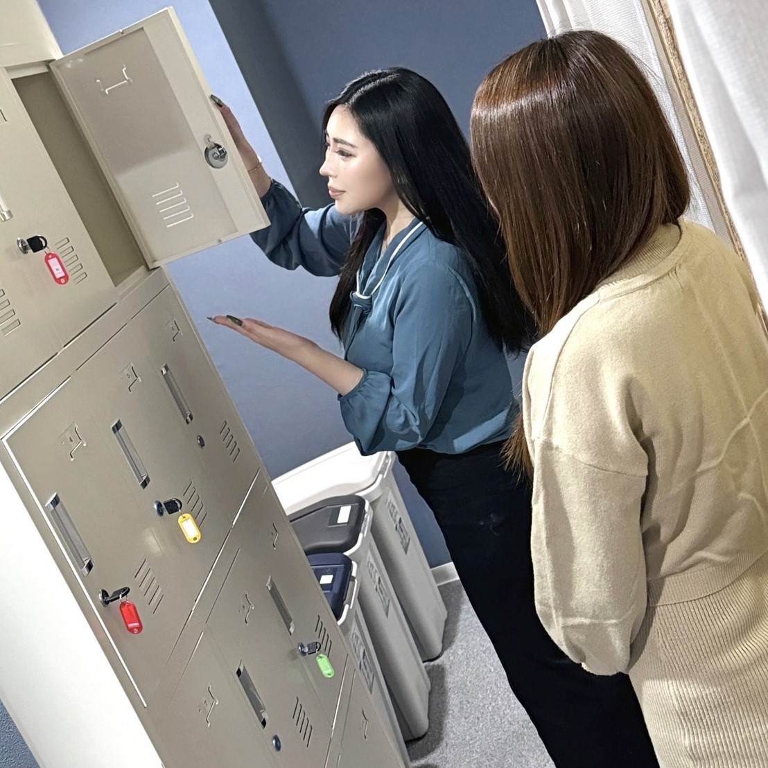 S級鑑定団の店内・待機室画像3