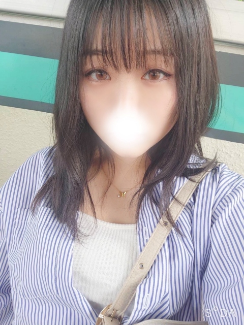 あやねさん