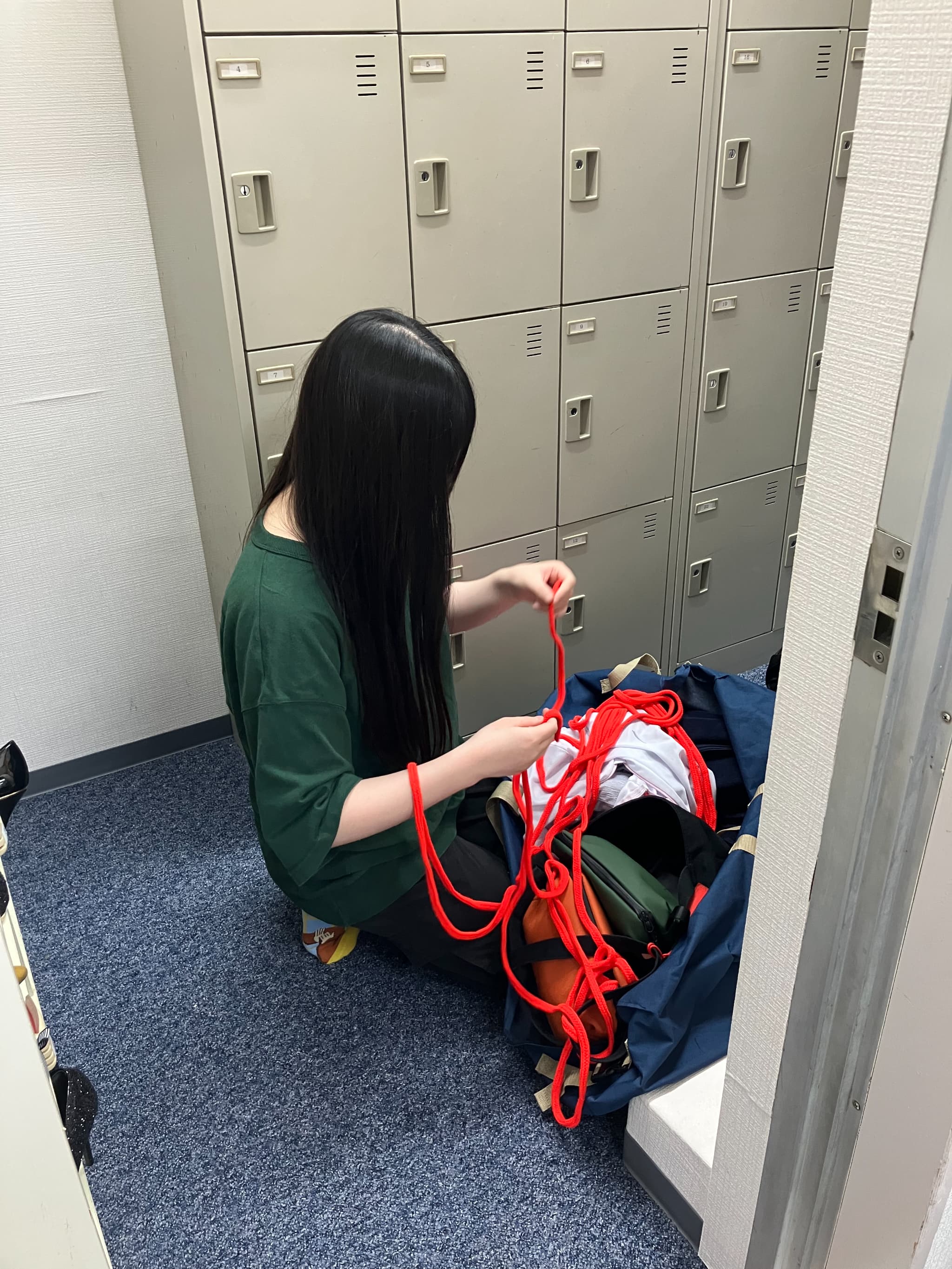 しおりさん