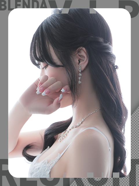妃　アカリさん