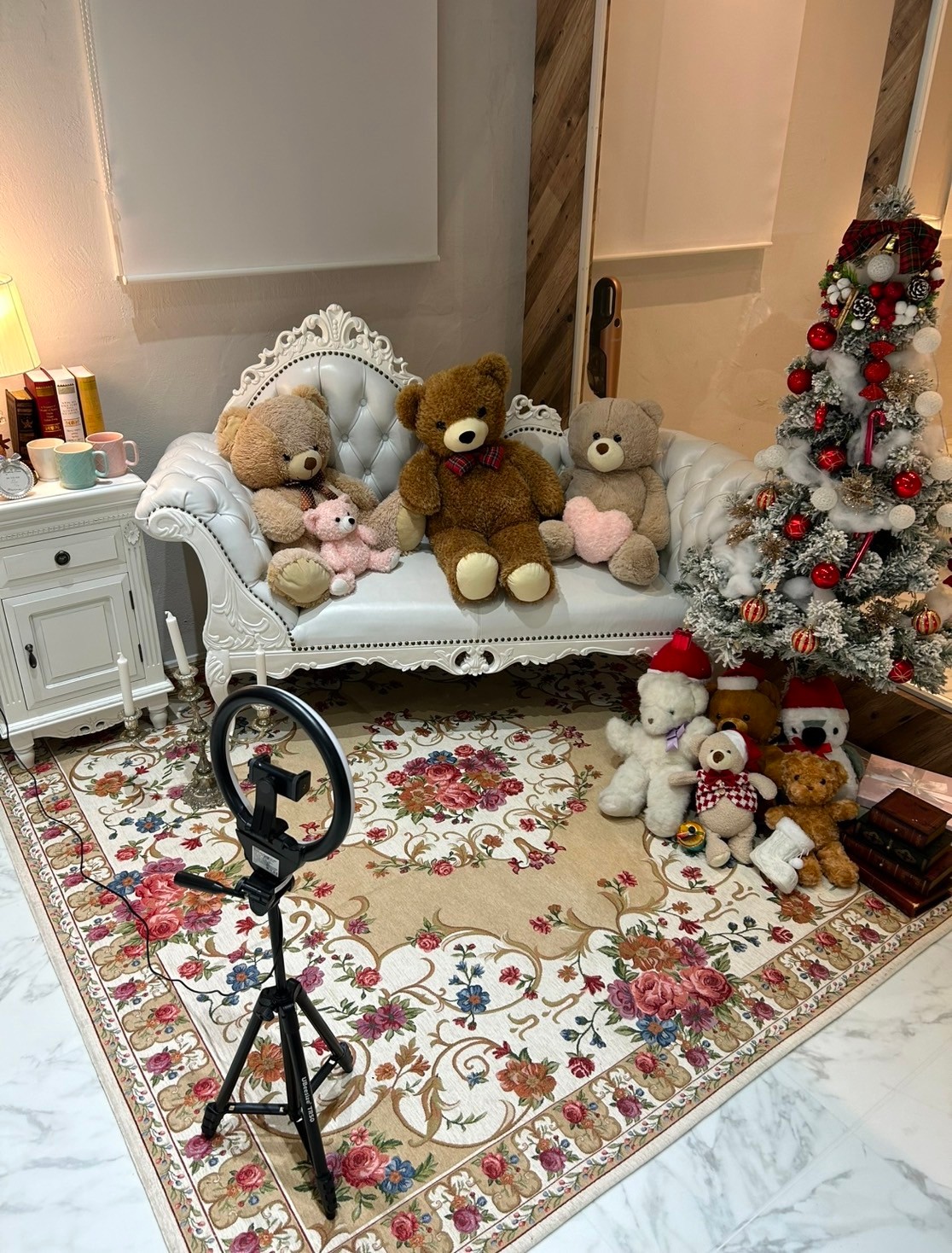 The White（ザ ホワイト）の店内・待機室画像2