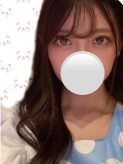 月見ゆなさん